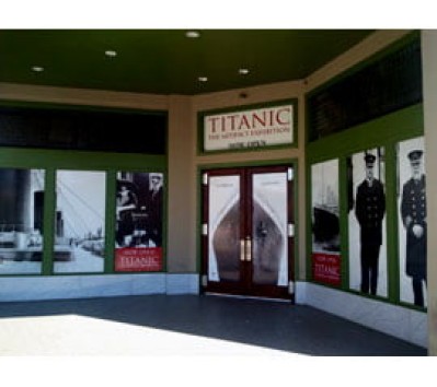 Titanic-Window-Lettering